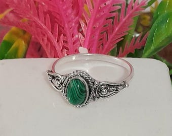 Anillo de malaquita ovalada: anillo minimalista de plata de ley 925 con piedras preciosas