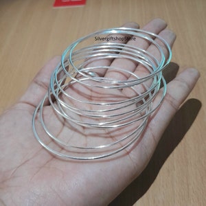 Set of 7 Bangles, Dainty Thin 1.3mm Round, Sterling Silver Bangle Set, Thin Stacking Bangles, Silver Bracelet Set,7 Day Bangles,Women Gifts.