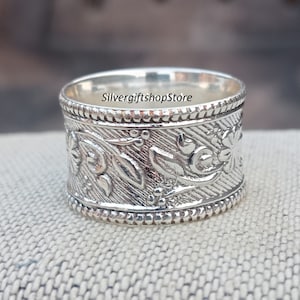 Anello a fascia larga in argento sterling con fiore: anello per il pollice