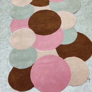 Modern Abstract Circle Rug Multicolor Handmade Rug with Overlapping Pastel and Brown round Shape for Living room Bedroom