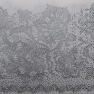 2 o 4 pezzi di tovaglioli di carta per artigianato, motivo pizzo floreale argento su sfondo bianco, tovaglioli per decoupage, album di ritagli, effimeri per decoupage