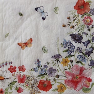 2 oder 4 Stück Papier-Découpage-Servietten, bunte Sommer-Blume und Schmetterlinge mischen auf weißem Hintergrund, Wiesenblume Decoupage-Servietten
