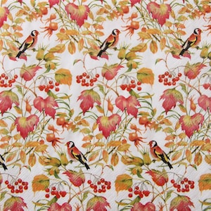Servilletas de papel de 2 o 4 piezas para decoupage, pájaros sin costuras de otoño, bayas de saúco, hojas de arce y escaramujos sobre fondo blanco, decoupage de otoño