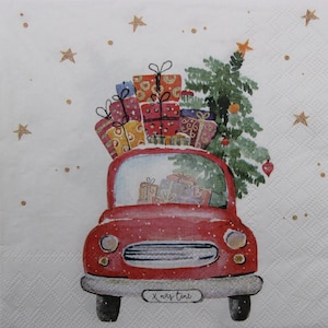 2 o 4 pezzi di tovaglioli di carta per decoupage, macchina rossa con albero di Natale e regali su sfondo bianco con stelle, tovagliolo per decoupage con macchina di Natale