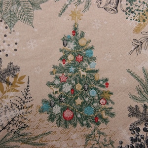 2 o 4 servilletas de papel para manualidades, árbol de Navidad decorado con ramas de coníferas, bayas, campanas y texto en papel para manualidades 100 % reciclado
