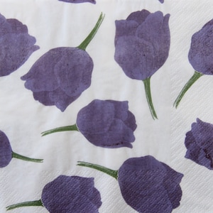 2 ou 4 serviettes en papier pour découpage, motif de têtes de tulipes violettes peintes sur fond blanc, serviettes pour découpage printanier, collages