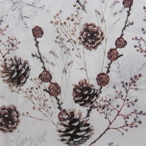 2 o 4 pezzi di tovaglioli di carta per lavori artigianali, pigne marroni e rametti di larice su sfondo bianco con motivo a fiocchi di neve, decoupage invernale