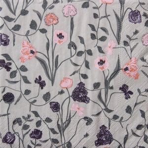 2 ou 4 serviettes en papier pour découpage, mélange de petites fleurs de Cécilia roses et violettes sur fond gris clair, serviettes florales pour découpage, collages