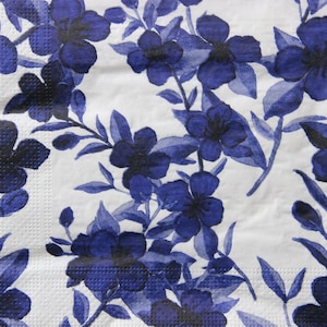 2 oder 4 Stück Papierservietten zum Basteln, Blaue Blumen Auf Weißem Hintergrund, Blau & Weiß Decoupage Servietten, Indigo Blume Decoupage Servietten