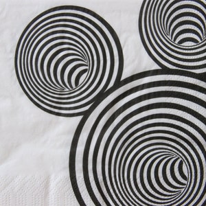 2 oder 4 Stück Papierservietten zum Basteln, schwarze grafische Kreise Illusion Muster auf weißem Hintergrund, moderne Linien Kunst Decoupage Servietten