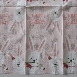 2 oder 4 Stück Papier Servietten für Decoupage, Osterhasen und Ostereier Muster auf rosa Hintergrund mit Slogan Frohe Ostern, Hase Serviette