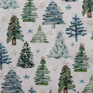 2 o 4 pezzi di tovaglioli di carta per artigianato, diversi alberi di Natale decorati con grafica verde su sfondo bianco, carta per collage invernale