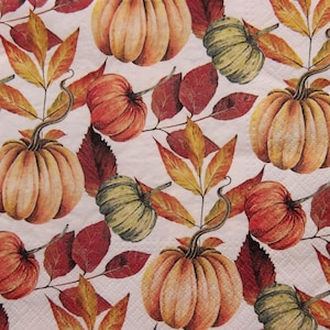 2 o 4 servilletas de papel para manualidades, servilletas de decoupage otoñal, calabazas y hojas naranjas sobre fondo blanco, servilletas de decoupage otoñal