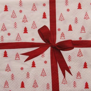 2 o 4 pezzi di tovaglioli di carta per decoupage, motivo grafico di alberi di Natale rossi con contorni e fiocco regalo, piccoli alberi di Natale dalle forme moderne