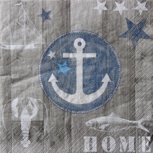 2 of 4 stuks servetten voor decoupage, anker, kreeften, zeilboot, vis, sterrencollage op beige planken achtergrond, decoupage servetten strandhuis