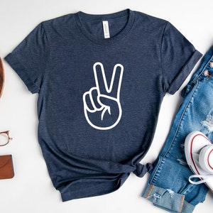 Peace Sign Shirt, Peace Out Shirt, Boho Festival Shirt, Peace Hand T-Shirt, Positivity Quote Tee, Cute Peace Shirt, Hippie Shirt,World Peace