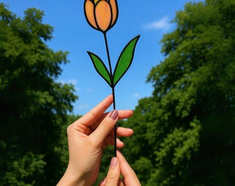 Stained Glass Tulip Suncatcher – Handmade Floral Garden Stake