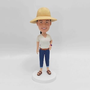 Custom BobbleHead Gifts,adult gifts for girls.Couple Wedding Bobbleheads,Female bobbleheads, character statues,Christmas gift for girlfriend