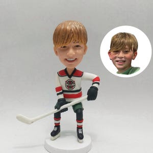 custom hockey bobblehead ，custom hockey bobble head ，custom bobblehead hockey ，gifts for hockey players ，hockey gifts for boys，hockey dad