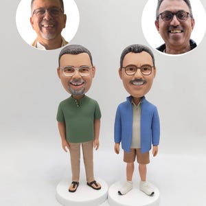 Custom couple bobblehead,personalized happy couple bobbleheads,anniversary gifts for parents,Christmas gifts,gifts for friend,birthday gifts