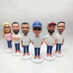 Custom bobbleheads,custom corporate gifts,corporate annual gifts,most creative gifts for him,best anniversary gift for him,personalized gift