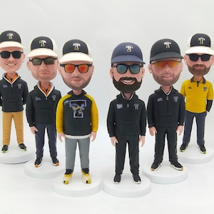 Custom bobblehead gift for Coach, personalized baseball player bobblehead from photo, bubblehead with sunglasses and cap Gifts For Your Boss
