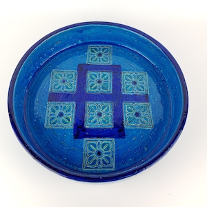 Vintage BITOSSI Ceramiche Large Blue Bowl With Flower Decor Italian Pottery 1960s