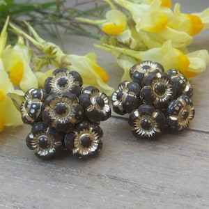 Vintage wooden clip on earrings - Earrings for unpierced ears - Jewellery - Accessory for her