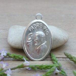 Antique pendant of Padre Pio - Religious Medal - Saint Pio medal with virgin mary - madonna - Christian accessory