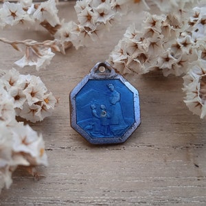 Religious pendant Our Lady of La Salette - Antique medal Marian Apparition - Centenary anniversary-Catholic jewellery - Christian accessory