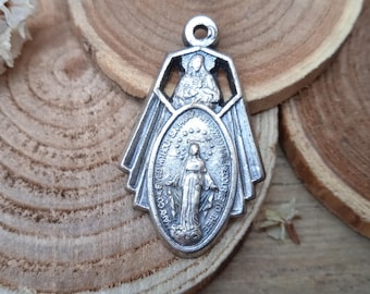 Religious pendant Virgin Mary - Antique Miraculous medal - Silvered pendant - Catholic jewellery - Christian accessory