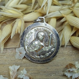 Antique pendant Saint Rita of Cascia - Religious medal - Christian accessory - Catholic jewellery