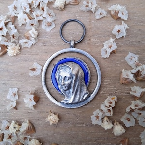 Religious enamel pendant Holy Mary - Antique enamel medal - Openwork - Blessed virgin Mary - Christian Catholic accessory