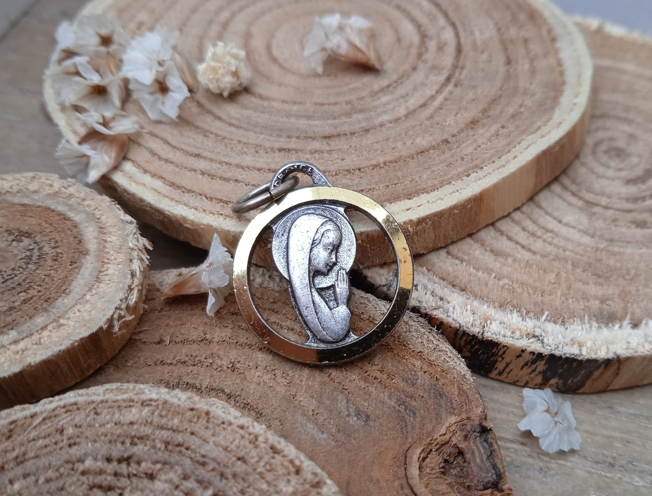 宗教ペンダント 聖マリア - アンティーク 聖母マリア メダル - 透かし