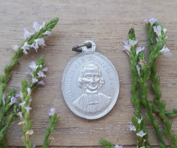 Religious pendant Saint John Vianney Saint Philom… - image 1