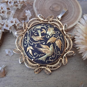 Birds - Vintage Damascening Large Pendant - Antique golden medal