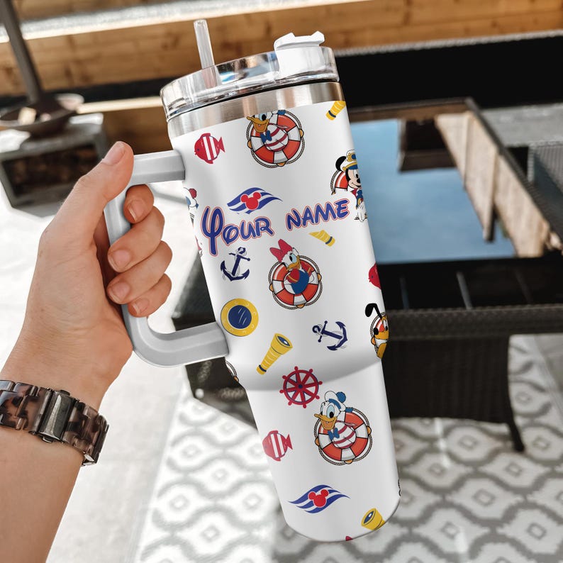 Personifiera Disney Cruise Musse Pigg-mugg, Disney-familjeresa 2026, Anpassad Disney-mugg med tryck, Anpassad födelsedagspresent bild 1