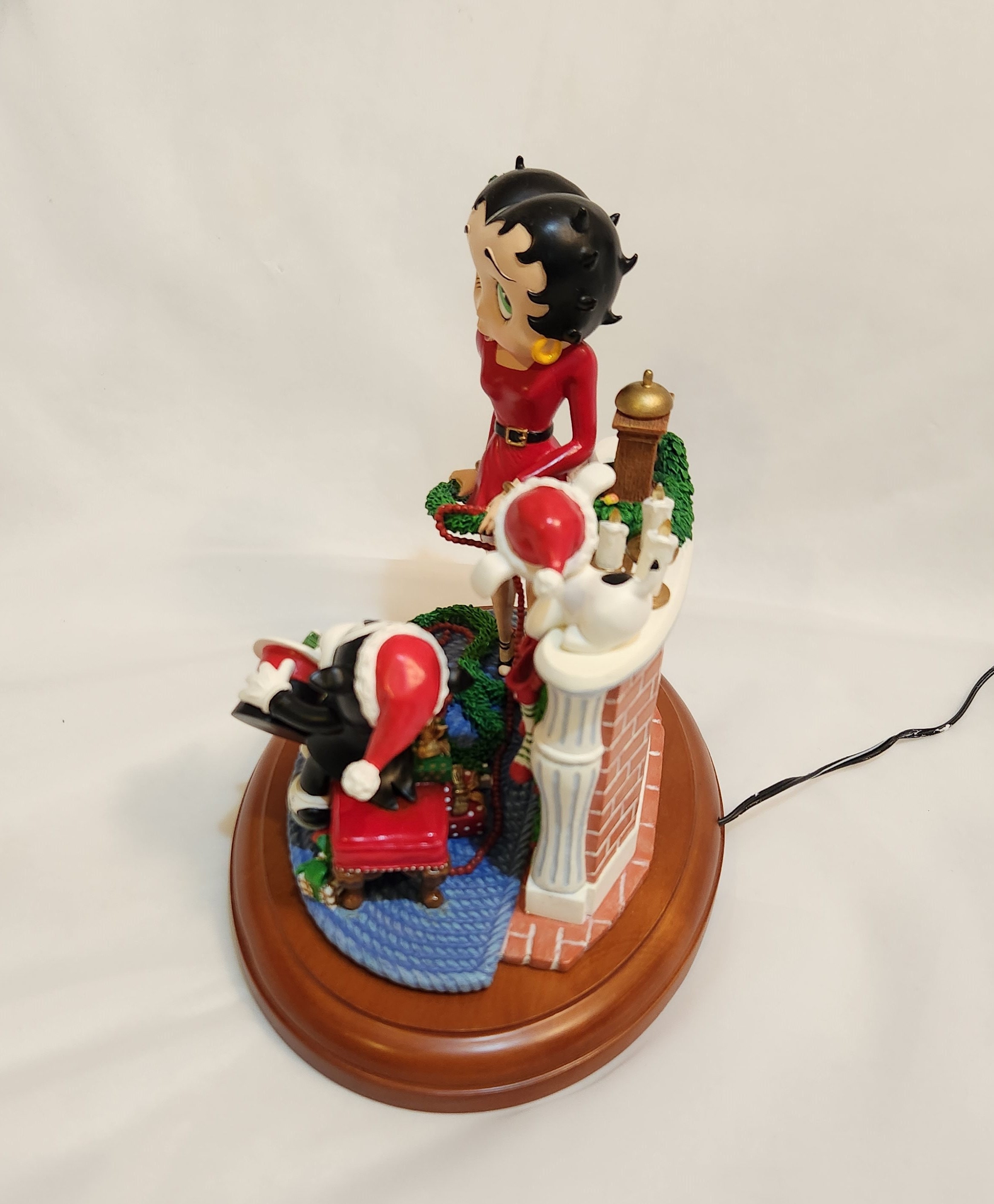 Vintage Betty Boop Christmas Figurine: Danbury Mint Holiday