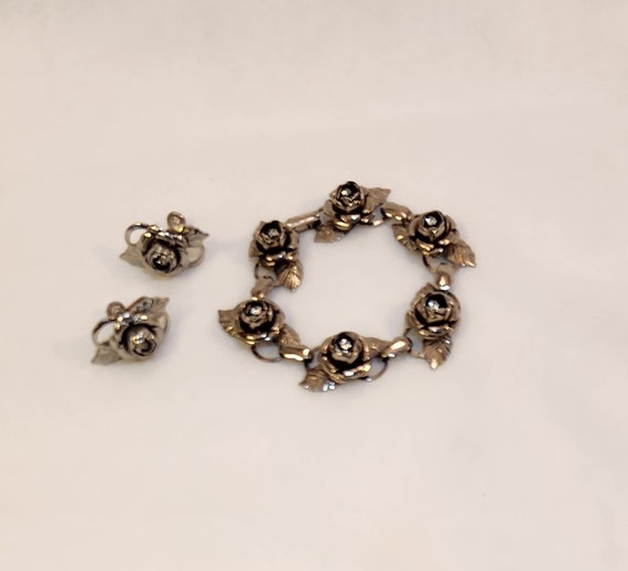 Bracelet and Screw Back Earrings Silver Tone Rose… - image 2