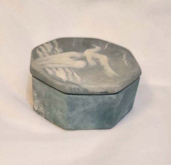 1974 Incolay Stone Seagull Beach Trinket Box by R… - image 7