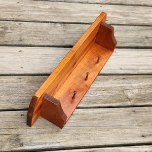 Vintage Wood Shelf Natural Finish: 3 Peg Rack, Curved Brackets