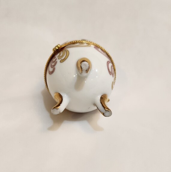 Porcelain Egg Hinged Trinket Box with Clasp Flora… - image 7