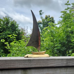 Brass Sailboat Statue Nautical Sailing Ocean Paperweight Vintage Tabletop Decor Home Office