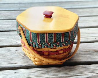 Vintage 1997 Longaberger Basket Hexagon Snowflake Christmas