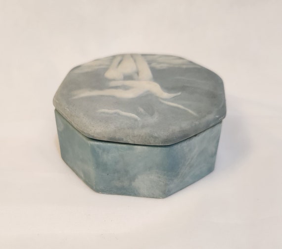 1974 Incolay Stone Seagull Beach Trinket Box by R… - image 8