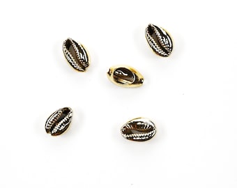 Gold Plated Alloy Cowry Shell Charm 20mm