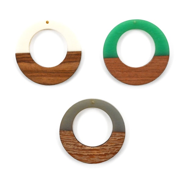 Wood and Resin Round Go-go Charms Pendants 50mm