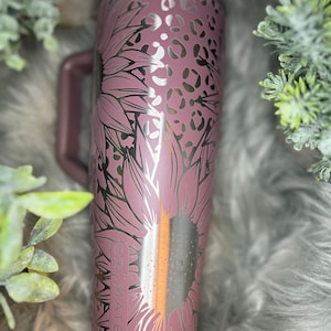 Gobelet gravé léopard tournesol époque brumate, tournesol léopard gravé époque 40 oz avec anse, gravé époque brumate