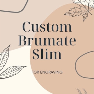 Hopsulator Slim Cozie de Brumate gravado personalizado, Slim Cozie gravado personalizado, Hopsulator Slim de Brumate gravado, Hopsulator Slim gravado