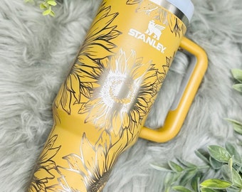 Vaso Stanley Quencher con grabado de girasol, ideal para aventuras (30 o 40 oz)